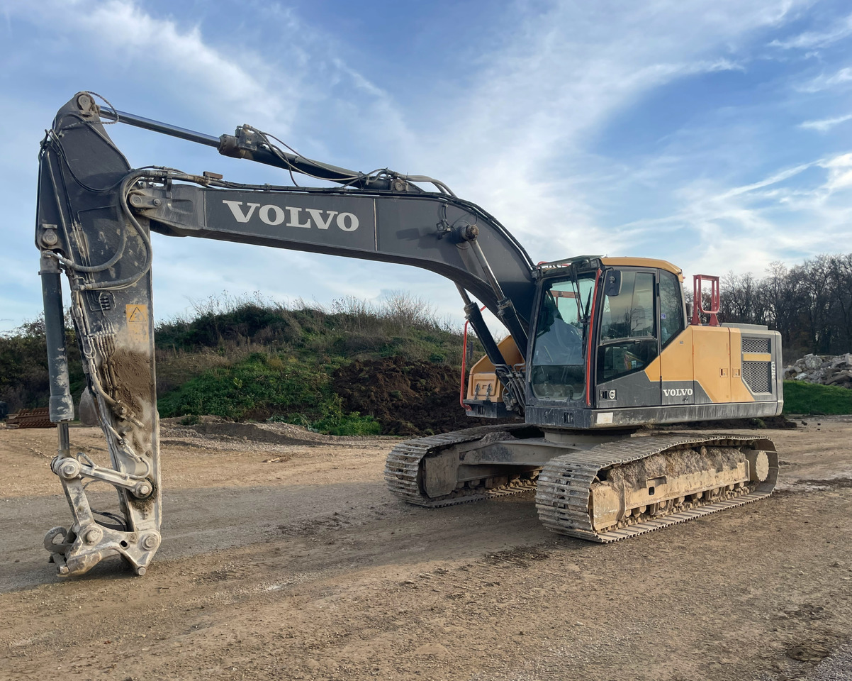 Volvo EC220EL - Lintekskavaator: pilt 5 Volvo EC220EL - Lintekskavaator: pilt 5
