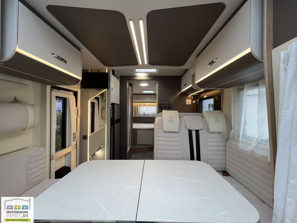 Ahorn Alaska TD Plus Aufl. 4to & Luftfed. & Hubbett - Poolintegreeritud matkaauto: pilt 4 Ahorn Alaska TD Plus Aufl. 4to & Luftfed. & Hubbett - Poolintegreeritud matkaauto: pilt 4