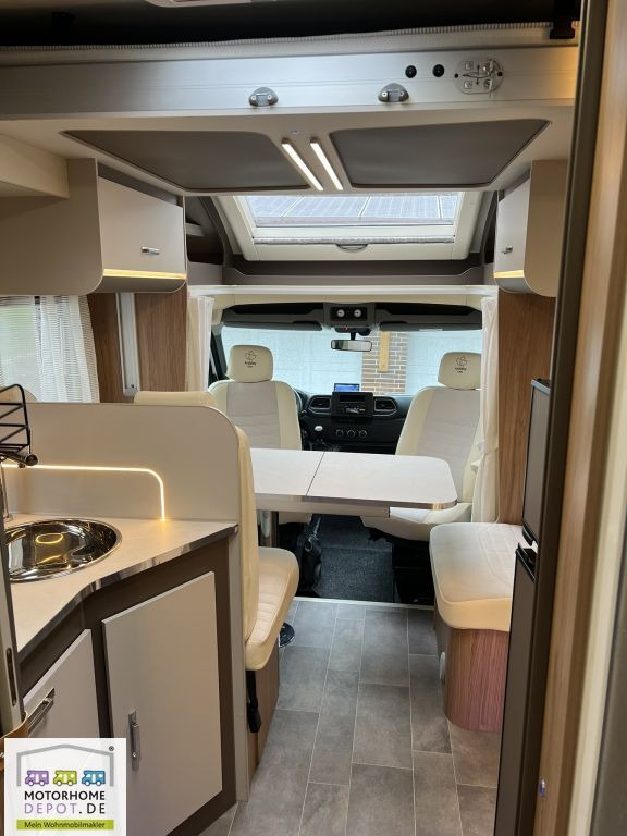 Ahorn Alaska TD Plus Aufl. 4to & Luftfed. & Hubbett - Poolintegreeritud matkaauto: pilt 3 Ahorn Alaska TD Plus Aufl. 4to & Luftfed. & Hubbett - Poolintegreeritud matkaauto: pilt 3