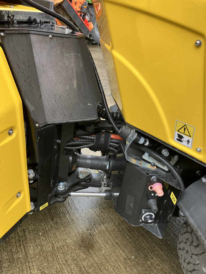 Multihog CX75 - Lumekoristusmasina: pilt 4 Multihog CX75 - Lumekoristusmasina: pilt 4