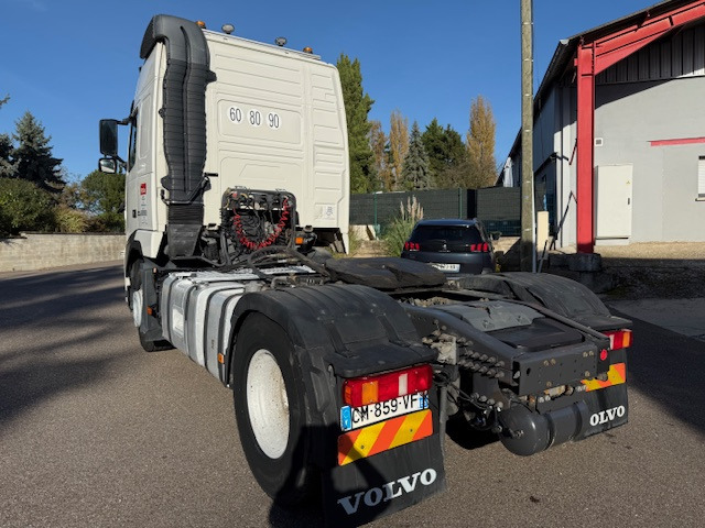VOLVO FH 500 - HYDRAULIQUE / PULVERULENT - Sadulveok: pilt 4 VOLVO FH 500 - HYDRAULIQUE / PULVERULENT - Sadulveok: pilt 4