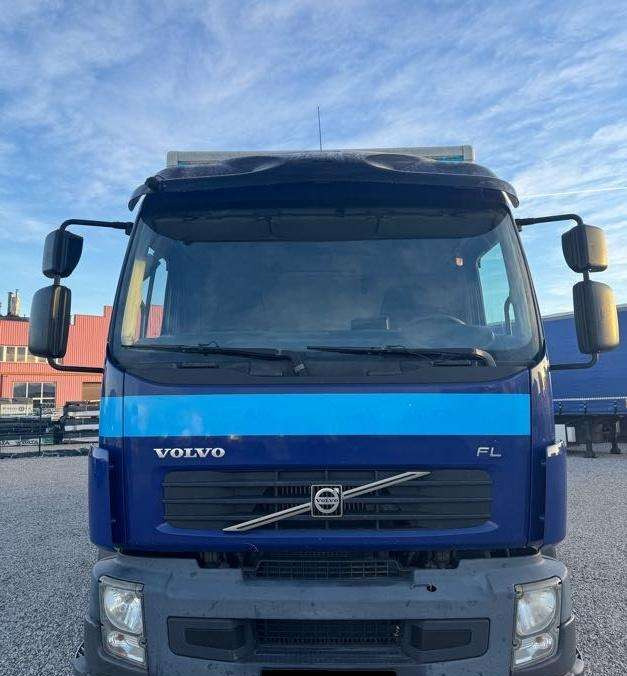 Volvo FL 240 - Külmutiga veoauto: pilt 2 Volvo FL 240 - Külmutiga veoauto: pilt 2