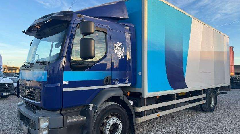 Volvo FL 240 - Külmutiga veoauto: pilt 1 Volvo FL 240 - Külmutiga veoauto: pilt 1