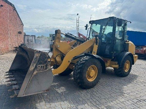 CAT 906M - Rataslaadur: pilt 2 CAT 906M - Rataslaadur: pilt 2