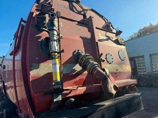 Mercedes-Benz 1829 L - Tänavapühkimismasin: pilt 4 Mercedes-Benz 1829 L - Tänavapühkimismasin: pilt 4