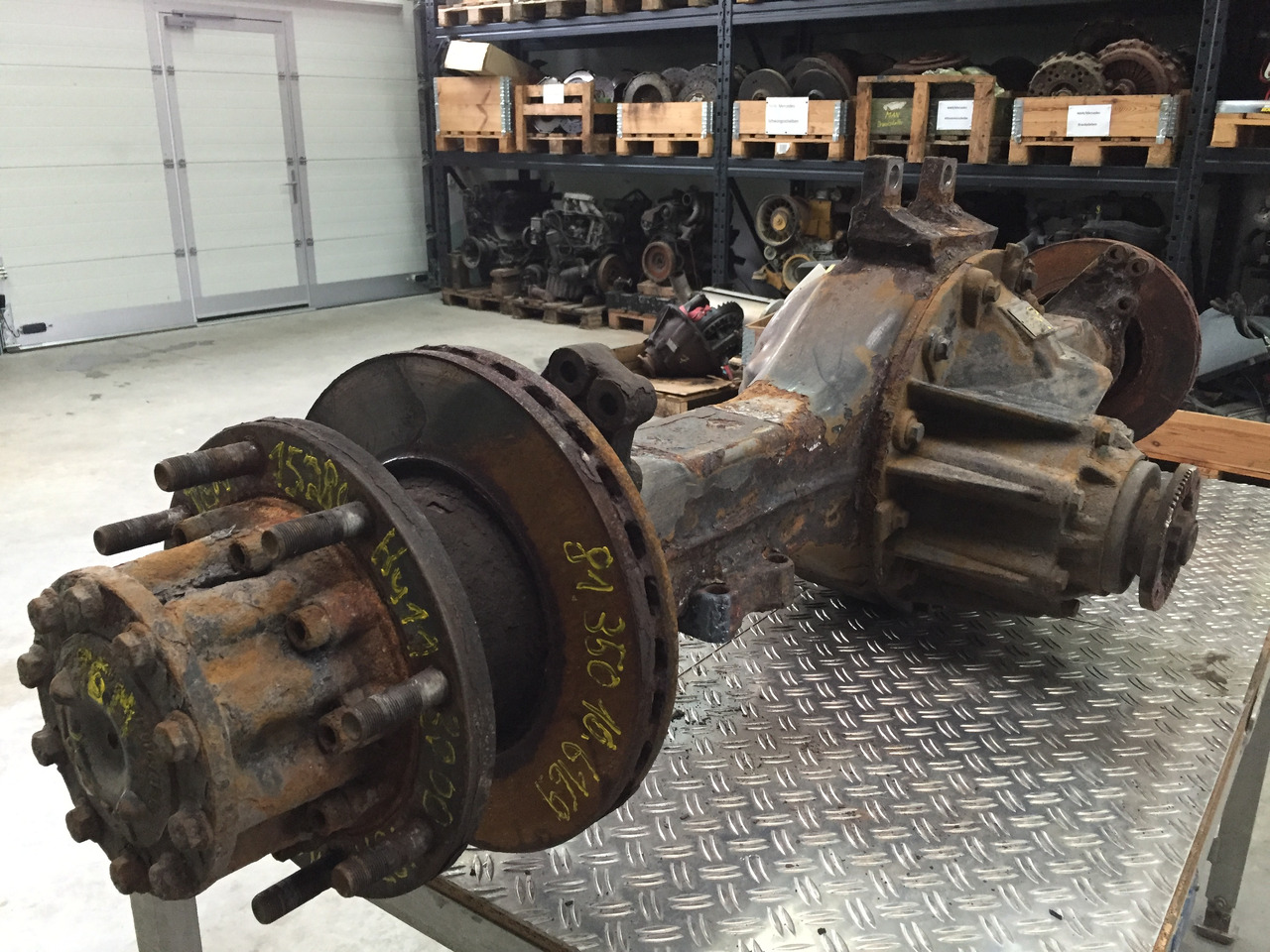 Gebrauchte Hinterachse MAN TGM 15.280, Typ : HY 11 3000, Artikel - Nr. : 81.35010 - 6169 - Tagatelg - Veoauto: pilt 5 Gebrauchte Hinterachse MAN TGM 15.280, Typ : HY 11 3000, Artikel - Nr. : 81.35010 - 6169 - Tagatelg - Veoauto: pilt 5