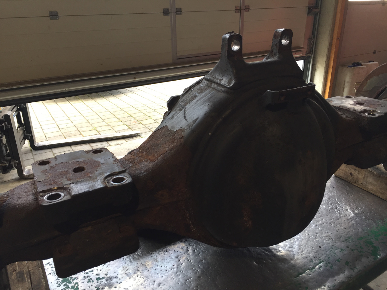 Gebrauchte Hinterradachse DB Axor 1824, Typ : HL6 / 1DCSL - 13, Artikel - Nr. : 99.99999 - 9999 - Tagatelg - Veoauto: pilt 3 Gebrauchte Hinterradachse DB Axor 1824, Typ : HL6 / 1DCSL - 13, Artikel - Nr. : 99.99999 - 9999 - Tagatelg - Veoauto: pilt 3