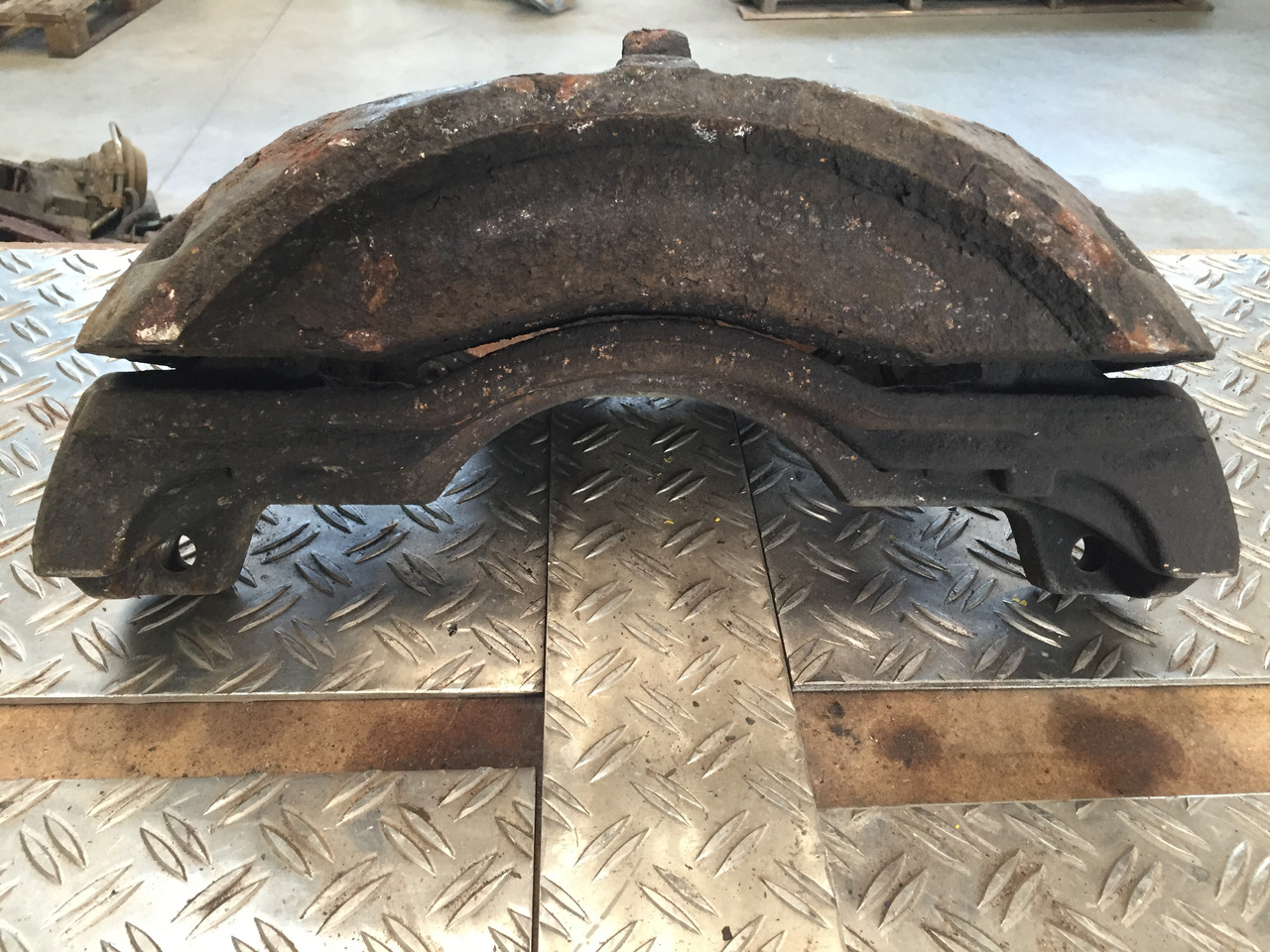 Gebrauchter Bremssattel Liftachse rechts MAN TGA 26.440, Artikel Nr. : 81.99999 - 9999 - Pidurirattad - Veoauto: pilt 5 Gebrauchter Bremssattel Liftachse rechts MAN TGA 26.440, Artikel Nr. : 81.99999 - 9999 - Pidurirattad - Veoauto: pilt 5