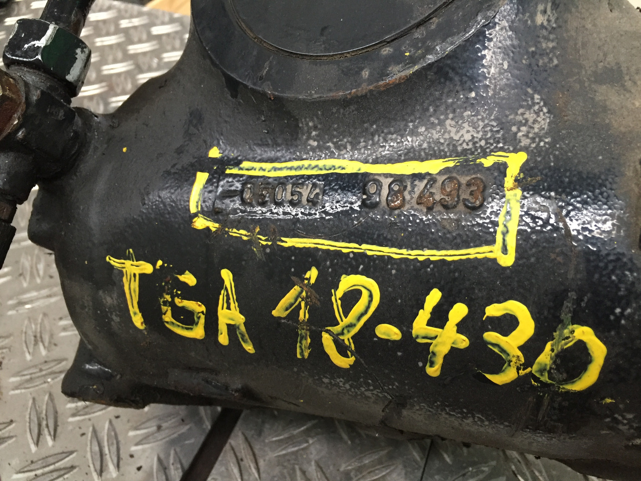 Gebrauchtes Lenkgetriebe MAN TGA 18.430, Artikel - Nr.: 81.46200-6410 - Roolikarp - Veoauto: pilt 2 Gebrauchtes Lenkgetriebe MAN TGA 18.430, Artikel - Nr.: 81.46200-6410 - Roolikarp - Veoauto: pilt 2