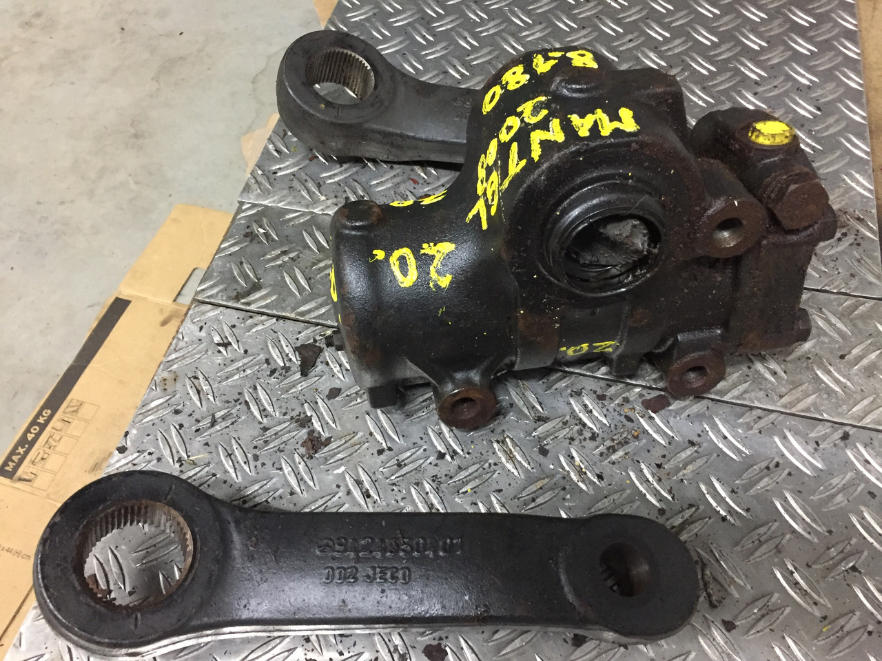 Gebrauchtes Lenkgetriebe MAN TGL, 8.180, Artikel - Nr.: 81.9999 - 9999 - Roolikarp - Veoauto: pilt 5 Gebrauchtes Lenkgetriebe MAN TGL, 8.180, Artikel - Nr.: 81.9999 - 9999 - Roolikarp - Veoauto: pilt 5