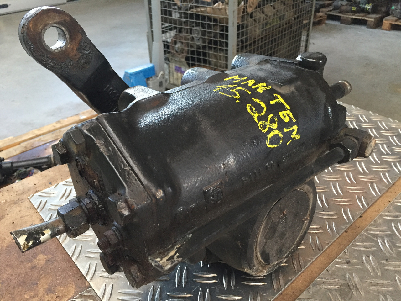 Gebrauchtes Lenkgetriebe, MAN TGM 15.280, Artikel - Nr. : 85.46200 - 6019 - Roolikarp - Veoauto: pilt 5 Gebrauchtes Lenkgetriebe, MAN TGM 15.280, Artikel - Nr. : 85.46200 - 6019 - Roolikarp - Veoauto: pilt 5