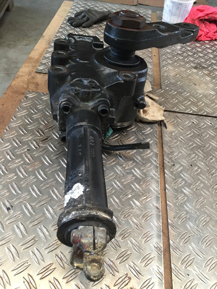 Gebrauchtes Lenkgetriebe, mechanisch, MAN TGA 26.440 XXL, Artikel - Nr. : 81.46200 - 6427 - Roolikarp - Veoauto: pilt 5 Gebrauchtes Lenkgetriebe, mechanisch, MAN TGA 26.440 XXL, Artikel - Nr. : 81.46200 - 6427 - Roolikarp - Veoauto: pilt 5