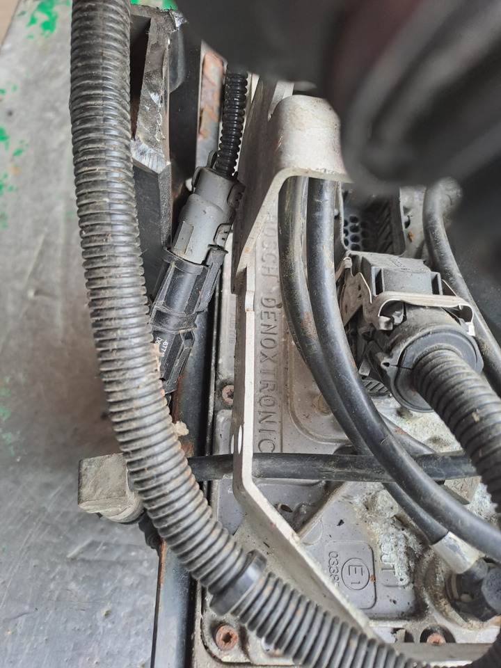 MAN TGX 26.440 Baujahr 2010 AdBlue Steuerung Bosch Denoxtronik - AdBlue paak - Veoauto: pilt 3 MAN TGX 26.440 Baujahr 2010 AdBlue Steuerung Bosch Denoxtronik - AdBlue paak - Veoauto: pilt 3