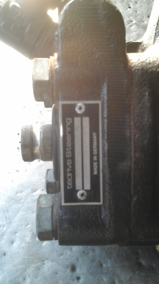 Gebrauchtes Lenkgetriebe - Roolikarp - Veoauto: pilt 2 Gebrauchtes Lenkgetriebe - Roolikarp - Veoauto: pilt 2