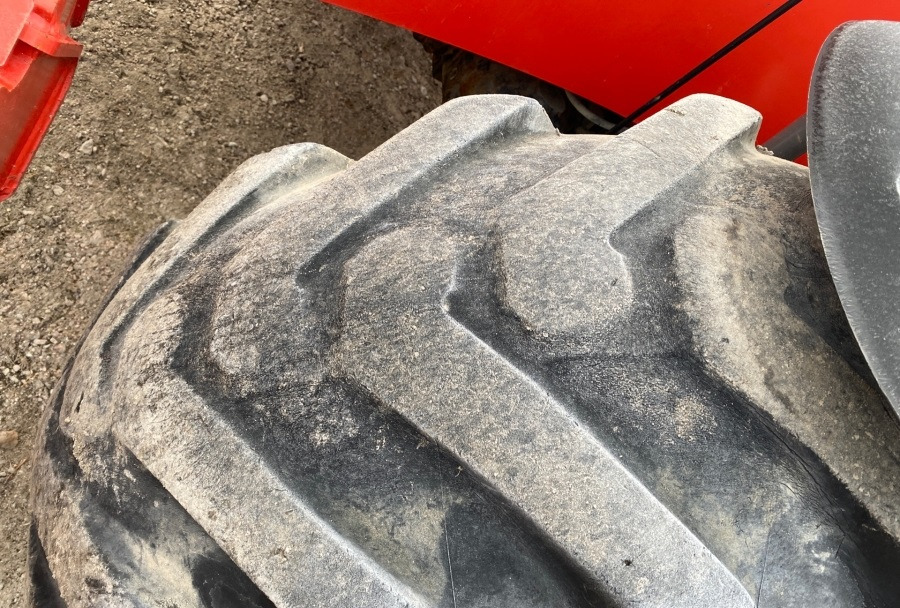 MANITOU MT 1840 - Teleskooprataslaadur: pilt 5 MANITOU MT 1840 - Teleskooprataslaadur: pilt 5