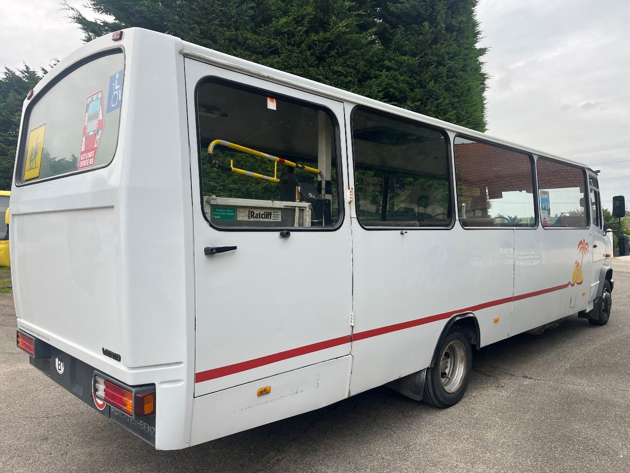 Mercedes-Benz Vario 814 Retarder - Maakonnaliini buss: pilt 2 Mercedes-Benz Vario 814 Retarder - Maakonnaliini buss: pilt 2