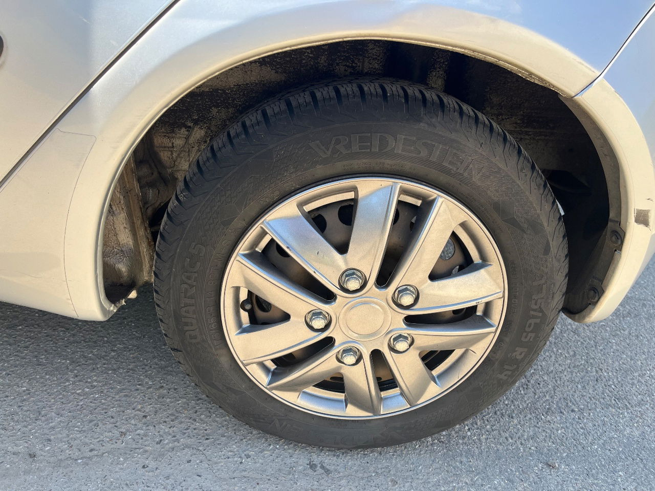 Mitsubishi Colt 1.3 Airco - Auto: pilt 5 Mitsubishi Colt 1.3 Airco - Auto: pilt 5