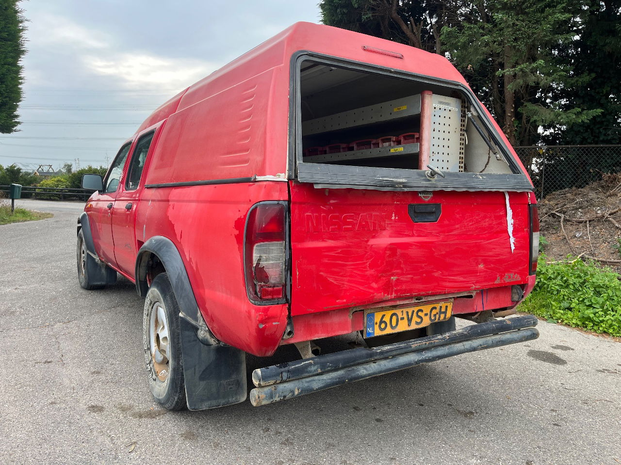 Nissan 4x4 - Pikap: pilt 2 Nissan 4x4 - Pikap: pilt 2