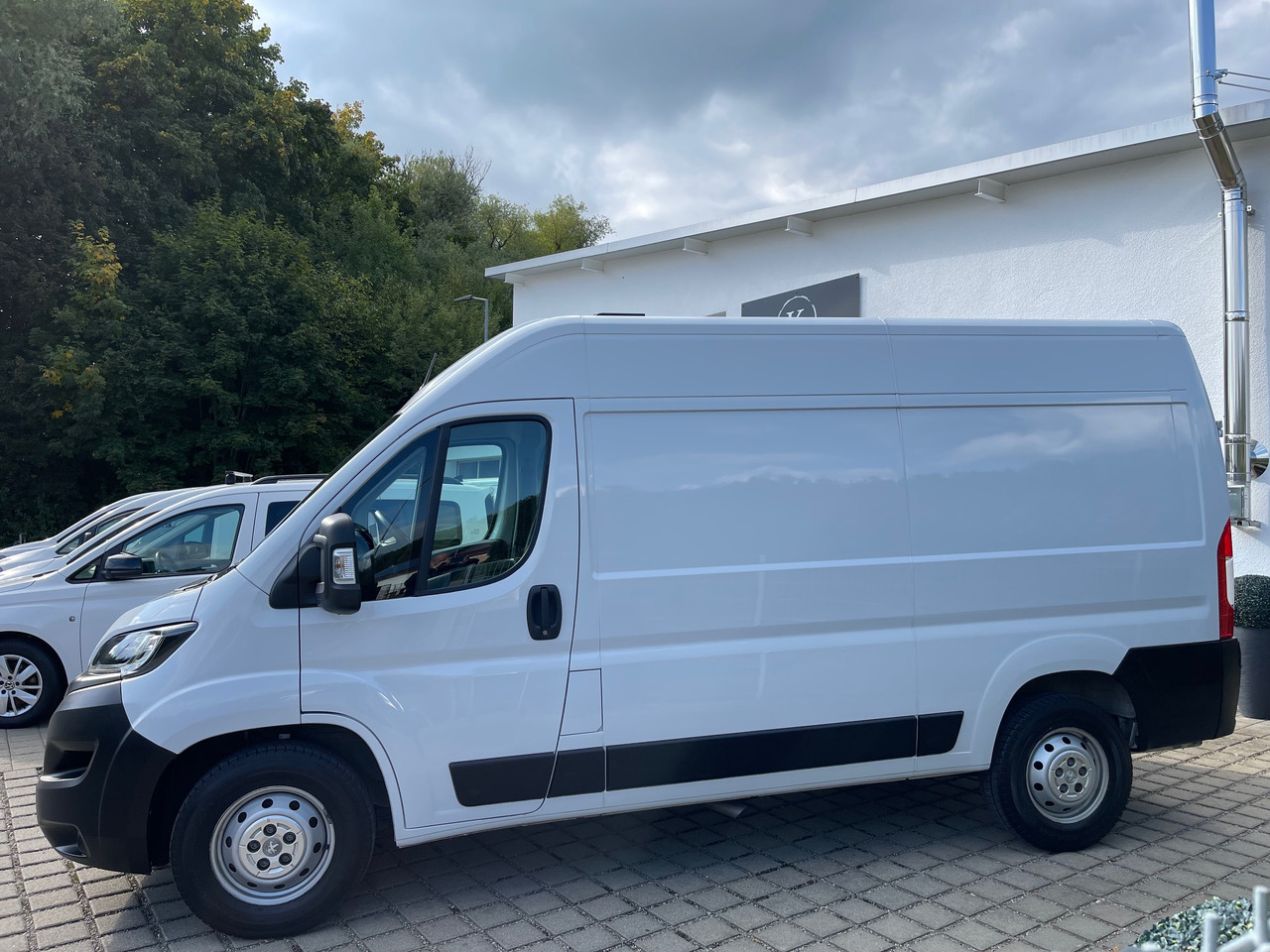Peugeot Boxer Kasten L2H2 AppleCarplay/Klima/Kamera - Kaubik: pilt 3 Peugeot Boxer Kasten L2H2 AppleCarplay/Klima/Kamera - Kaubik: pilt 3