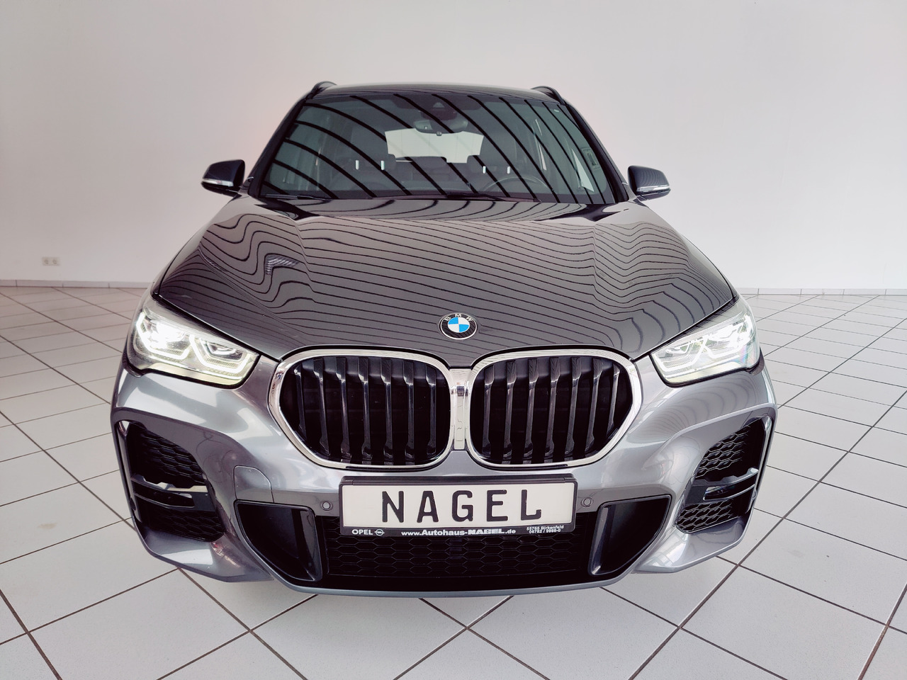 BMW X1 xDrive 20 d M Sport Navi Ambiente PDC SHZ Apple Android - Maastur: pilt 4 BMW X1 xDrive 20 d M Sport Navi Ambiente PDC SHZ Apple Android - Maastur: pilt 4