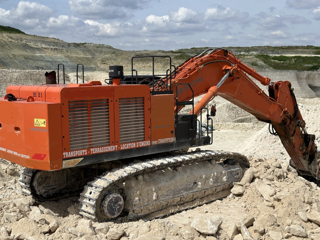 HITACHI ZX690LCR-6 - Lintekskavaator: pilt 5 HITACHI ZX690LCR-6 - Lintekskavaator: pilt 5