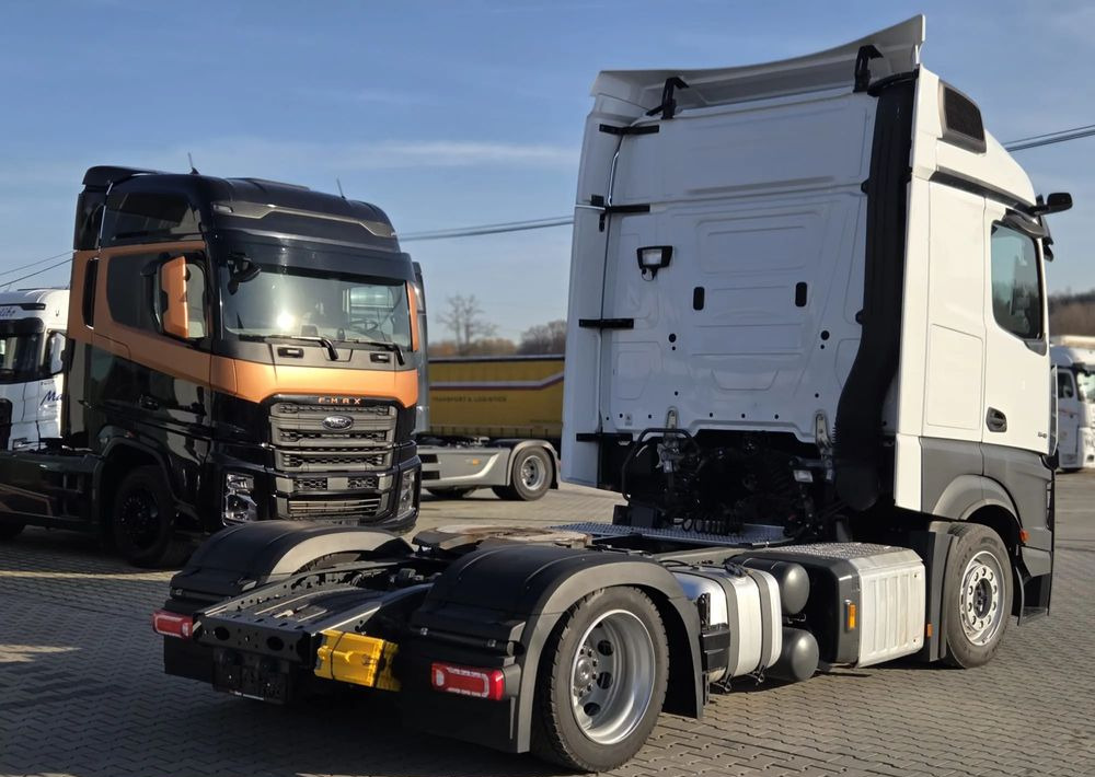 Mercedes-Benz Actros 1848 / MEGA /LOWDECK/ Retarder olejowy/ Klima Postojowa / Aktywny tempomat ACC/ - Sadulveok: pilt 4 Mercedes-Benz Actros 1848 / MEGA /LOWDECK/ Retarder olejowy/ Klima Postojowa / Aktywny tempomat ACC/ - Sadulveok: pilt 4
