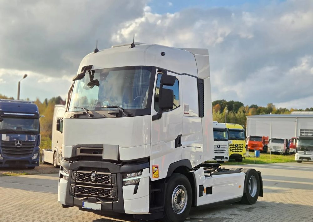 Renault T480 - Sadulveok: pilt 1 Renault T480 - Sadulveok: pilt 1