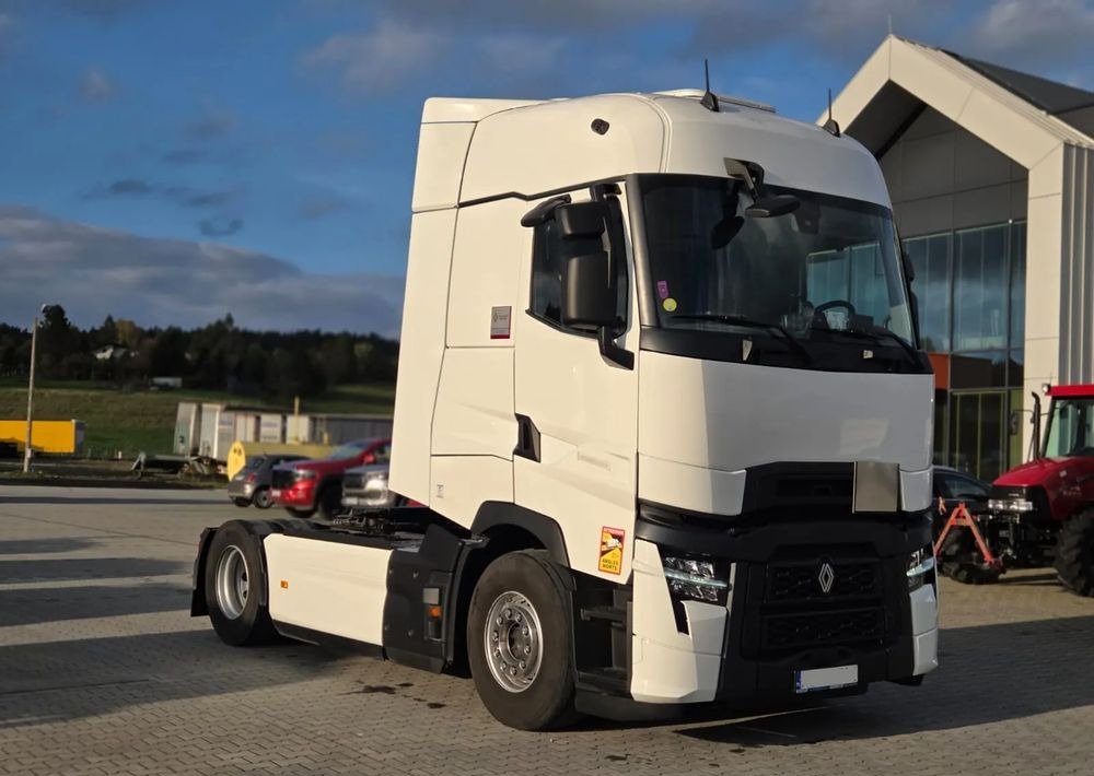 Renault T480 - Sadulveok: pilt 3 Renault T480 - Sadulveok: pilt 3