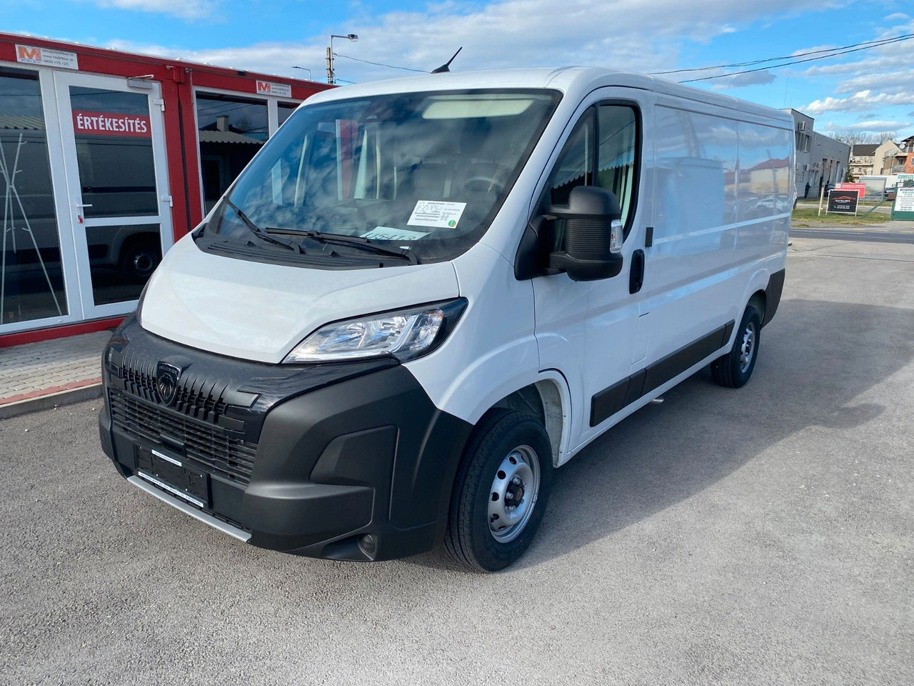 Peugeot Boxer - Väike kaubik: pilt 1 Peugeot Boxer - Väike kaubik: pilt 1