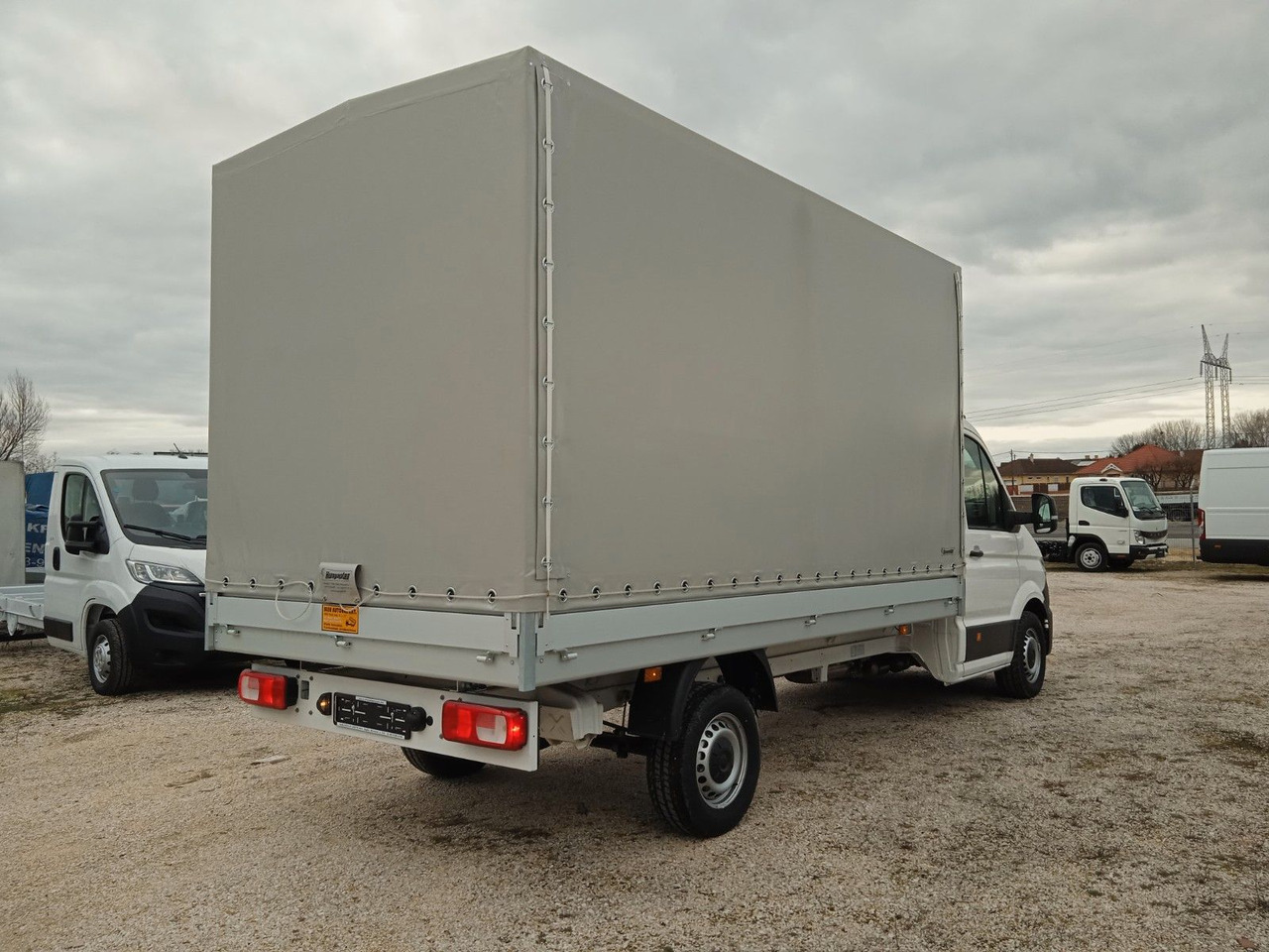 Volkswagen Crafter L4 Pritsche und Plane 140Ps SOFORT - Tent tarbesõiduk: pilt 4 Volkswagen Crafter L4 Pritsche und Plane 140Ps SOFORT - Tent tarbesõiduk: pilt 4