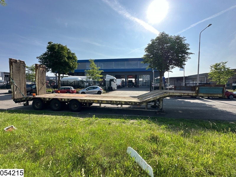ACTM Lowbed 45.800 KG, Steel suspension - Madal platvormpoolhaagis: pilt 3 ACTM Lowbed 45.800 KG, Steel suspension - Madal platvormpoolhaagis: pilt 3