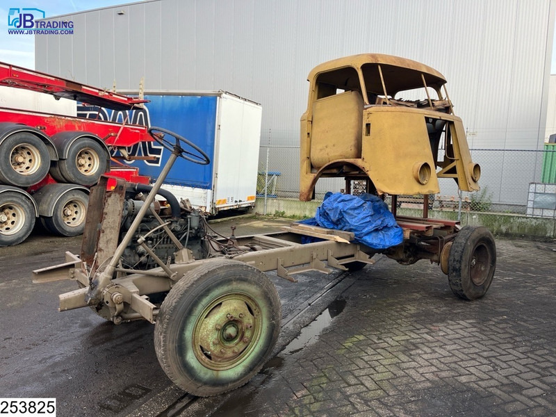 DAF A1600 Truck incomplete - Kabiinišassiiga veoauto: pilt 1 DAF A1600 Truck incomplete - Kabiinišassiiga veoauto: pilt 1