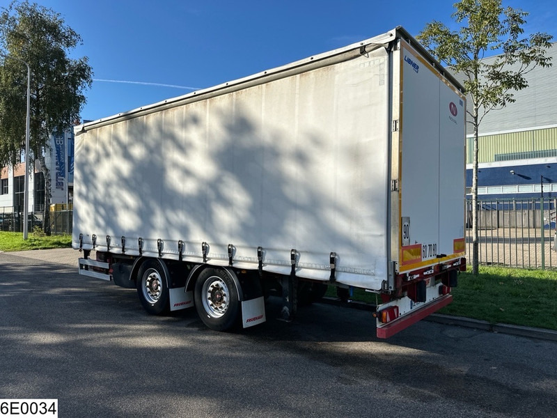 Fruehauf Tautliner - Tenthaagis: pilt 4 Fruehauf Tautliner - Tenthaagis: pilt 4