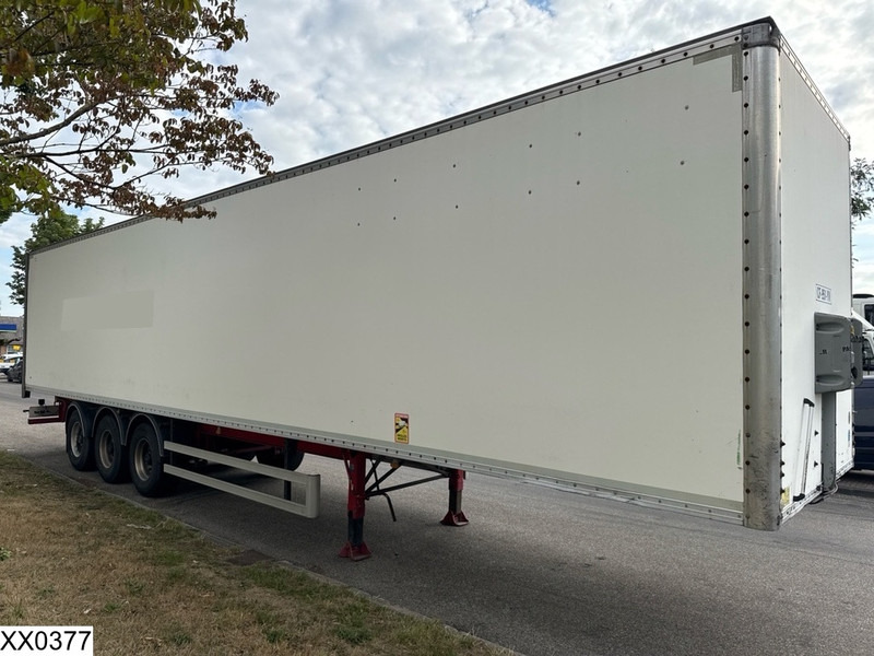 Fruehauf gesloten bak - Furgoonpoolhaagis: pilt 5 Fruehauf gesloten bak - Furgoonpoolhaagis: pilt 5