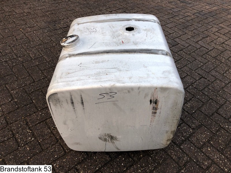 Iveco B 0.74 x D 0.65 x H 0.62 = 300 Liter - Kütusepaak: pilt 4 Iveco B 0.74 x D 0.65 x H 0.62 = 300 Liter - Kütusepaak: pilt 4