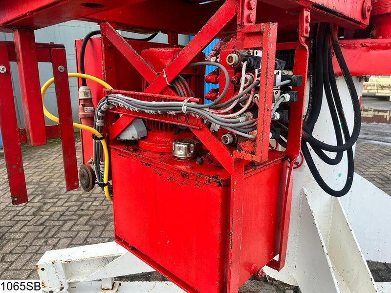HMT 15M Cicmat, Concrete Pump Arm - Lisaseade: pilt 3 HMT 15M Cicmat, Concrete Pump Arm - Lisaseade: pilt 3