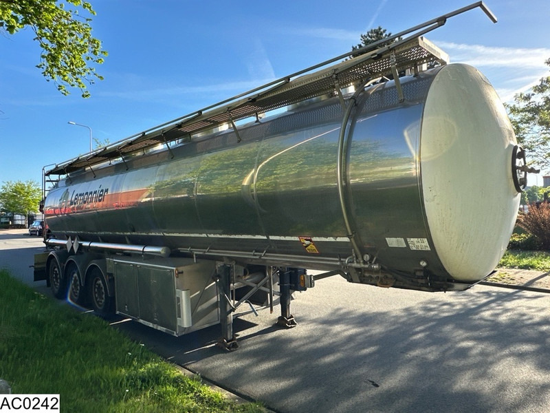 Magyar Chemie 29870 liter, ADR, FL, AT - Tsistern poolhaagis: pilt 4 Magyar Chemie 29870 liter, ADR, FL, AT - Tsistern poolhaagis: pilt 4