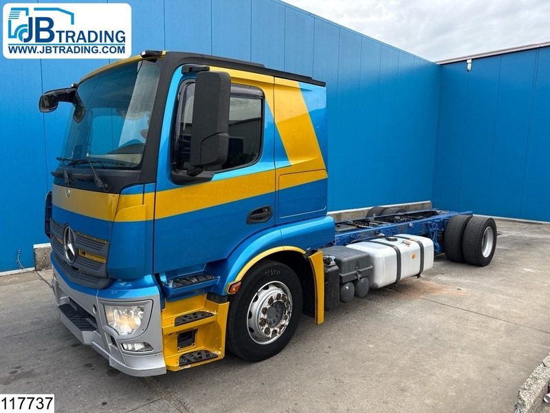 Mercedes-Benz Actros 1843 EURO 6, Hydrauliek - Kabiinišassiiga veoauto: pilt 1 Mercedes-Benz Actros 1843 EURO 6, Hydrauliek - Kabiinišassiiga veoauto: pilt 1