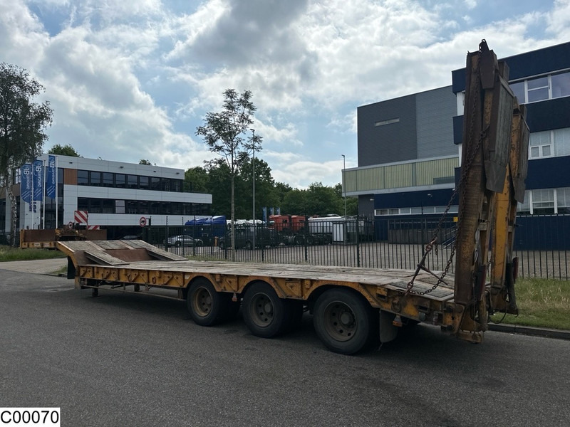 ROBUSTE semie 53.000 KG, winch - Madal platvormpoolhaagis: pilt 2 ROBUSTE semie 53.000 KG, winch - Madal platvormpoolhaagis: pilt 2