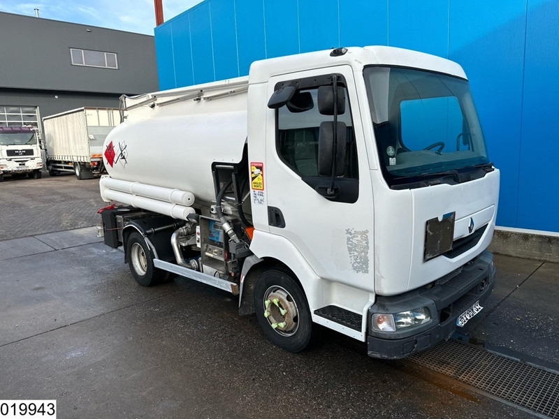 Renault Midlum 180 Euro 3, Manual, Fuel, 6180 Liters, 1 Comp - Tsisternauto: pilt 3 Renault Midlum 180 Euro 3, Manual, Fuel, 6180 Liters, 1 Comp - Tsisternauto: pilt 3