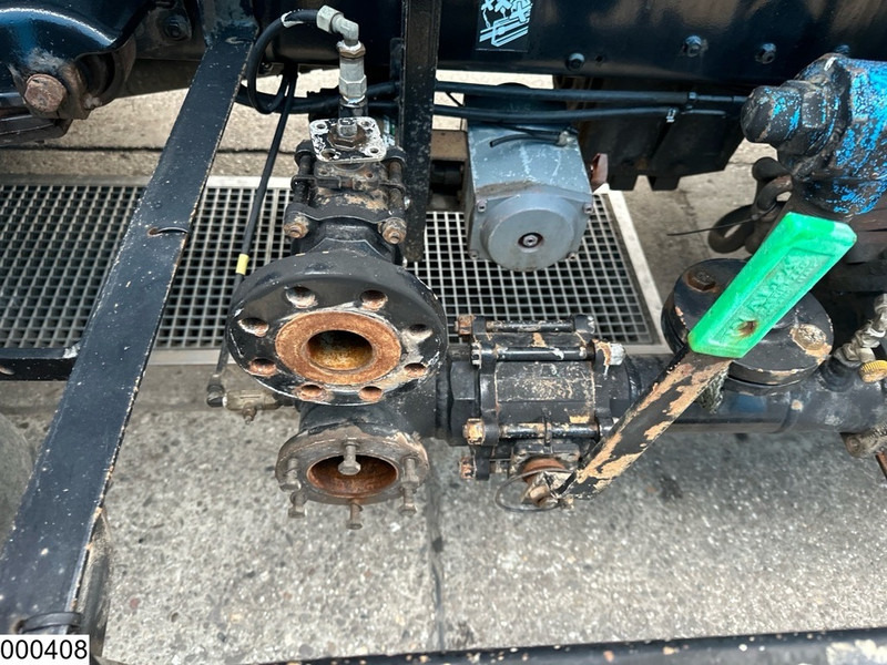 Tsisternauto Renault Midlum 220 15985 Liter, LPG GPL, Gastank, Steel suspension: pilt 12 Tsisternauto Renault Midlum 220 15985 Liter, LPG GPL, Gastank, Steel suspension: pilt 12