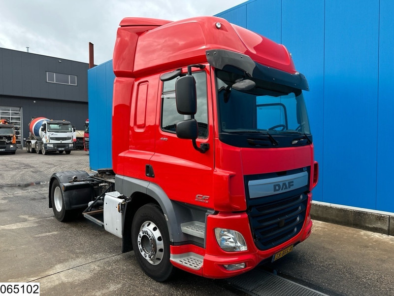 DAF CF 440 EURO 6, ADR, PTO - Sadulveok: pilt 3 DAF CF 440 EURO 6, ADR, PTO - Sadulveok: pilt 3