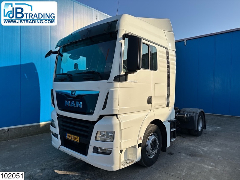 MAN TGX 18 420 EURO 6 - Sadulveok: pilt 1 MAN TGX 18 420 EURO 6 - Sadulveok: pilt 1