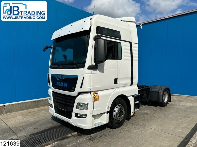 MAN TGX 18 460 EURO 6 - Sadulveok: pilt 1 MAN TGX 18 460 EURO 6 - Sadulveok: pilt 1