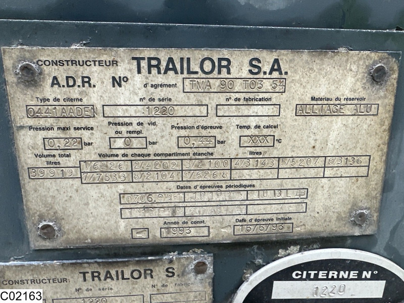 Trailor Fuel 39919 Liter, 9 Compartments - Tsistern poolhaagis: pilt 4 Trailor Fuel 39919 Liter, 9 Compartments - Tsistern poolhaagis: pilt 4