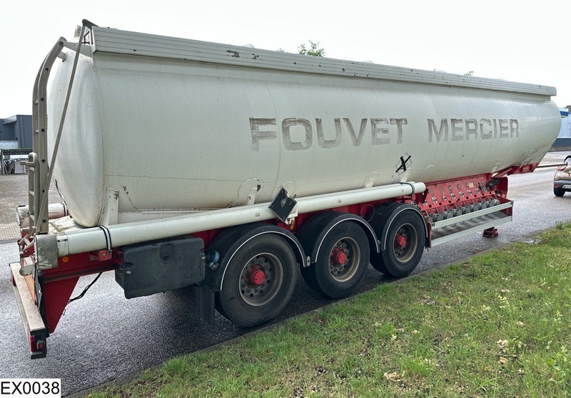 Trailor Fuel 40196 Liter, 9 Compartimenten - Tsistern poolhaagis: pilt 2 Trailor Fuel 40196 Liter, 9 Compartimenten - Tsistern poolhaagis: pilt 2