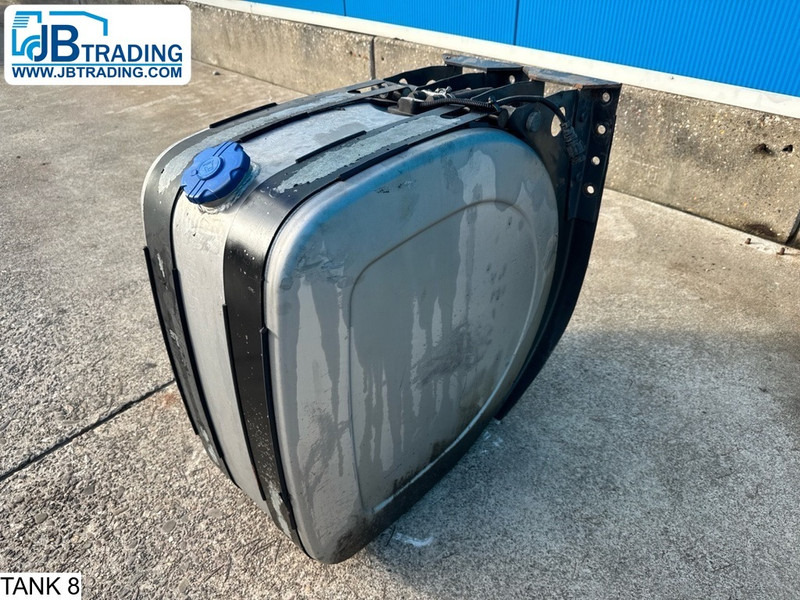 Universeel AdBlue Tank - Kütusepaak: pilt 1 Universeel AdBlue Tank - Kütusepaak: pilt 1