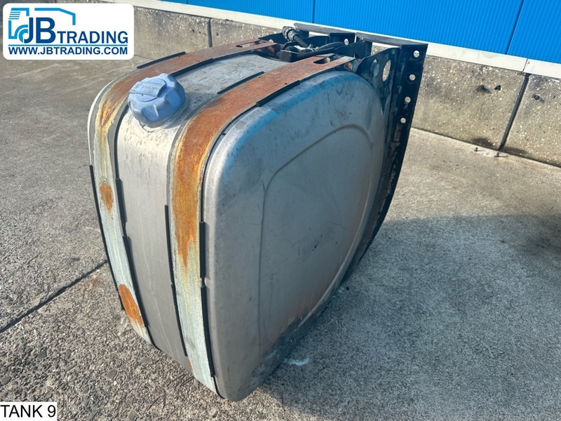 Universeel AdBlue Tank - Kütusepaak: pilt 1 Universeel AdBlue Tank - Kütusepaak: pilt 1