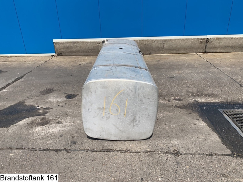 Universeel B 2.25 x D 0.70 x H 0.65 = 1000 liter - Kütusepaak: pilt 2 Universeel B 2.25 x D 0.70 x H 0.65 = 1000 liter - Kütusepaak: pilt 2