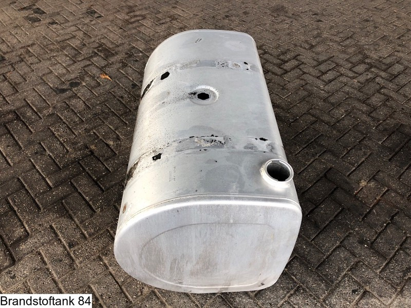 Universeel L 1.20 x D 0.63 x H 0.70 = 530 Liter - Kütusepaak: pilt 4 Universeel L 1.20 x D 0.63 x H 0.70 = 530 Liter - Kütusepaak: pilt 4